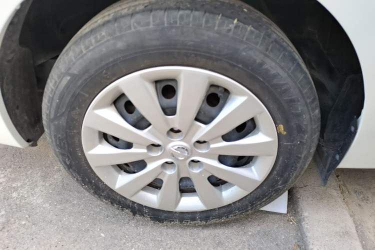 Used Nissan Sylphy 2021 Classic 1.6XE CVT Exclusive Edition Right Rear Wheel Hub