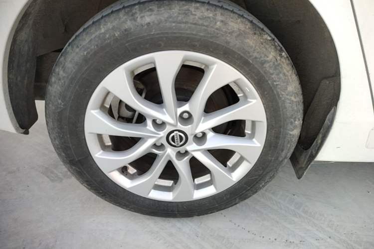 Used Nissan Sylphy 2021 Classic 1.6XL CVT Luxury Edition Right Rear Wheel Hub