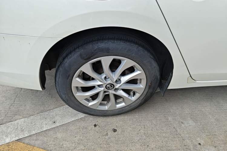 Used Nissan Sylphy 2021 Classic 1.6XL CVT Luxury Edition Right Rear Wheel Hub