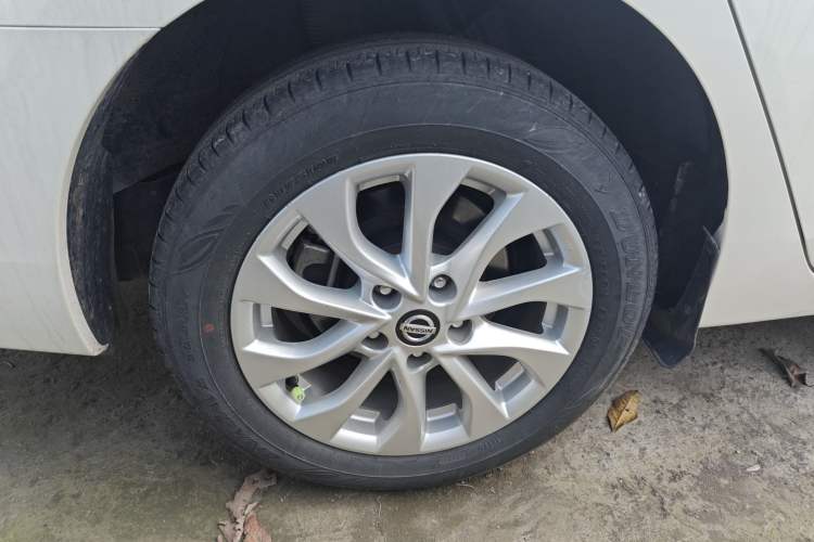 Used Nissan Sylphy 2021 Classic 1.6XL CVT Luxury Edition Right Rear Wheel Hub
