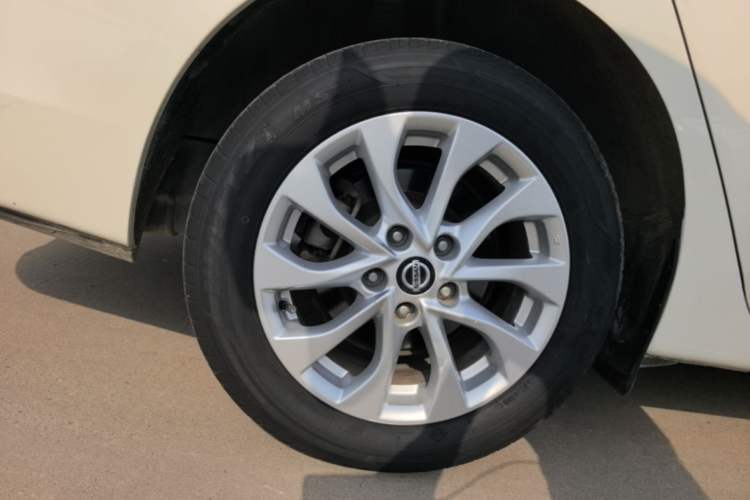 Used Nissan Sylphy 2021 Classic 1.6XL CVT Luxury Edition Right Rear Wheel Hub