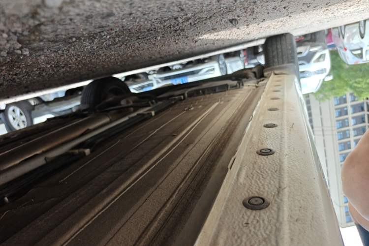 Used Nissan Sylphy 2021 Classic 1.6XE CVT Comfort Edition Right Side Sill