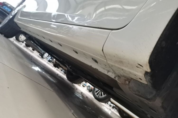 Used Nissan Sylphy 2021 Classic 1.6XE CVT Comfort Edition Right Side Sill
