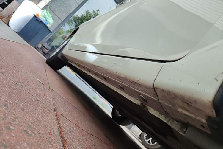 Used Nissan Sylphy 2021 Classic 1.6XL CVT Luxury Edition Right Side Sill