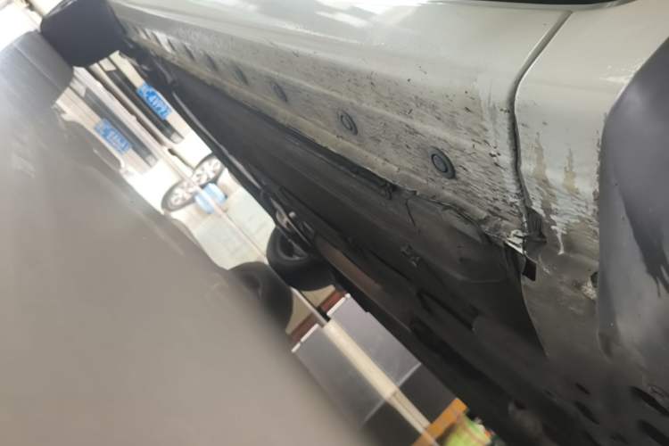 Used Nissan Sylphy 2021 Classic 1.6XE CVT Comfort Edition Right Side Sill