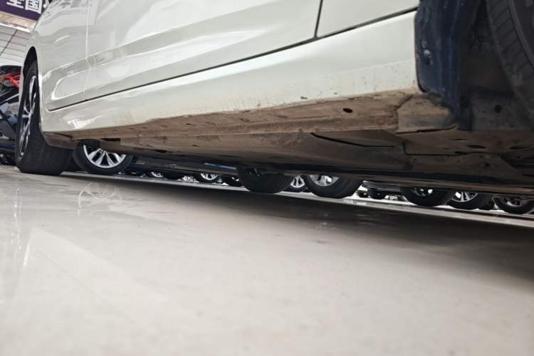 Used Nissan Sylphy 2021 1.6L XL CVT Enjoyment Edition Right Side Sill