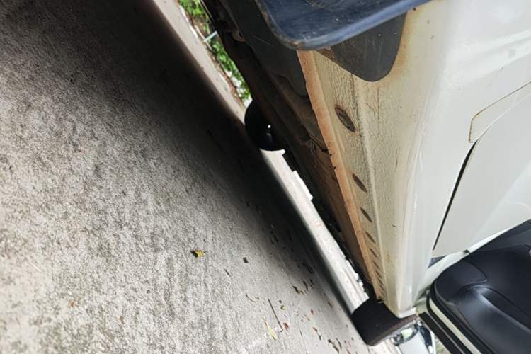 Used Nissan Sylphy 2021 Classic 1.6XE CVT Comfort Edition Right Side Sill