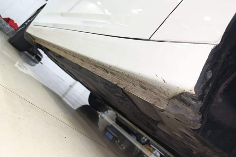 Used Nissan Sylphy 2021 1.6L XL CVT Enjoyment Edition Right Side Sill