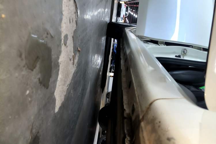 Used Nissan Sylphy 2021 Classic 1.6XL CVT Luxury Edition Right Side Sill