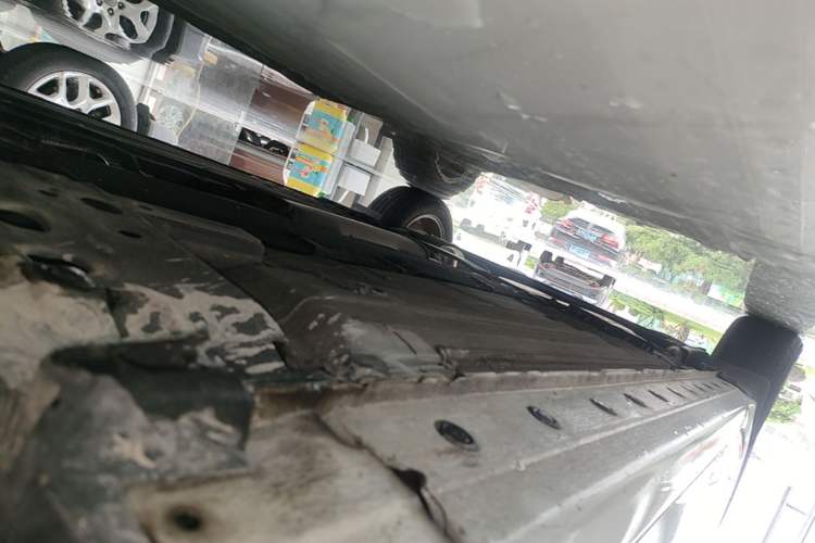 Used Nissan Sylphy 2021 Classic 1.6XL CVT Luxury Edition Right Side Sill