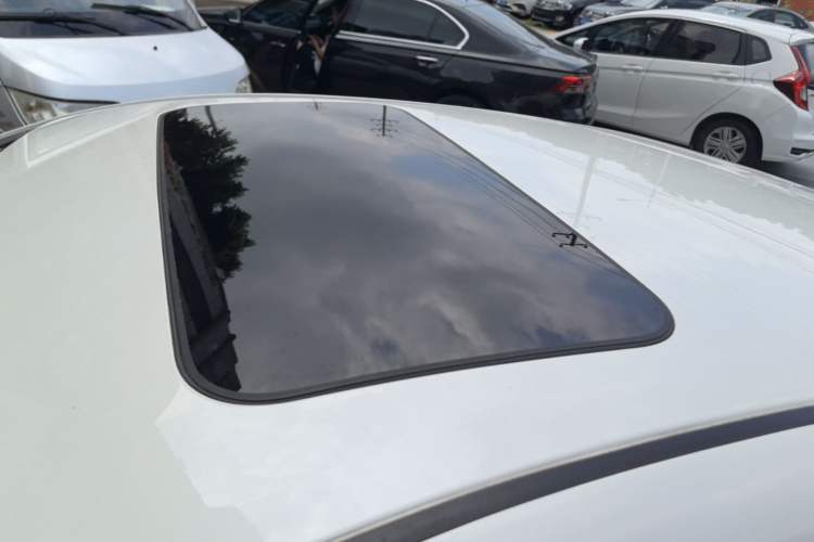 Used Nissan Sylphy 2021 1.6L XL CVT Enjoyment Edition Roof