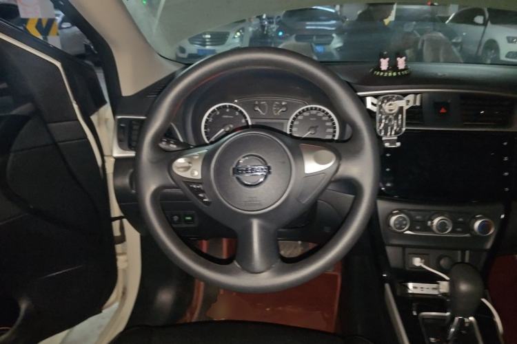 Used Nissan Sylphy 2021 Classic 1.6XL CVT Luxury Edition Steering Wheel