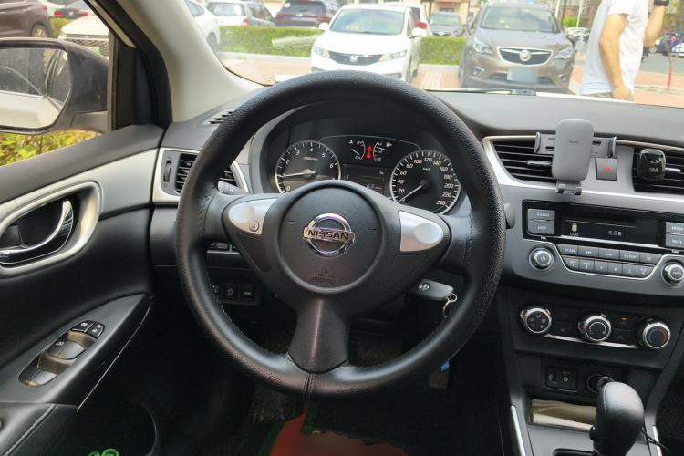 Used Nissan Sylphy 2021 Classic 1.6XE CVT Comfort Edition Steering Wheel