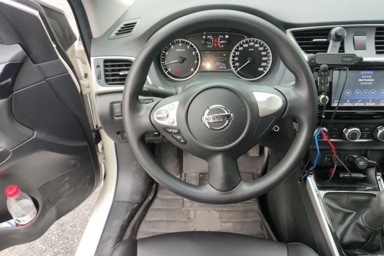 Used Nissan Sylphy 2021 Classic 1.6XL Manual Luxury Edition Steering Wheel