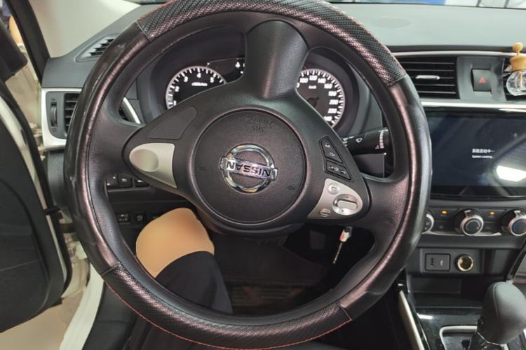 Used Nissan Sylphy 2021 Classic 1.6XL CVT Luxury Edition Steering Wheel
