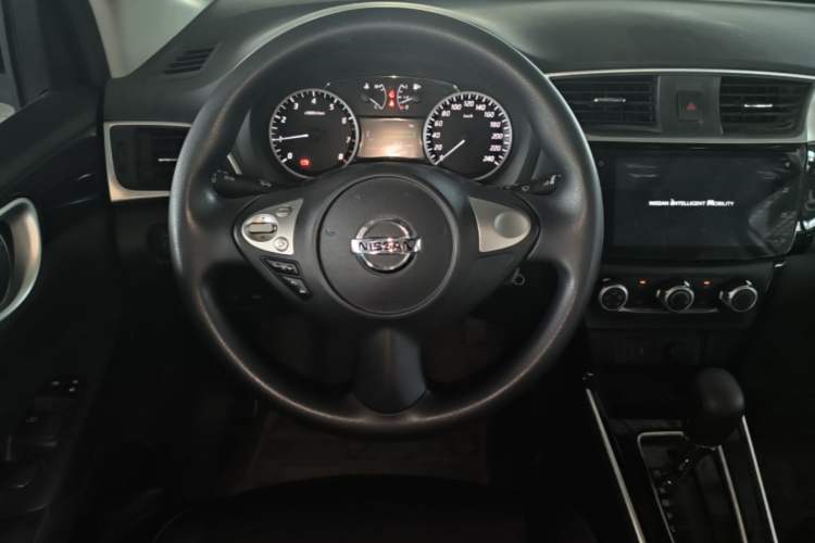Used Nissan Sylphy 2021 Classic 1.6XL CVT Luxury Edition Steering Wheel
