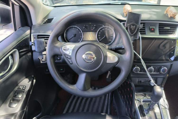Used Nissan Sylphy 2021 Classic 1.6XL CVT Luxury Edition Steering Wheel