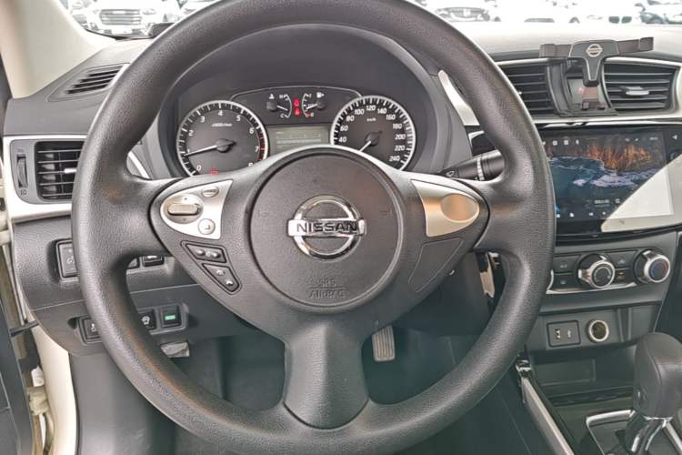 Used Nissan Sylphy 2021 Classic 1.6XL CVT Luxury Edition Steering Wheel