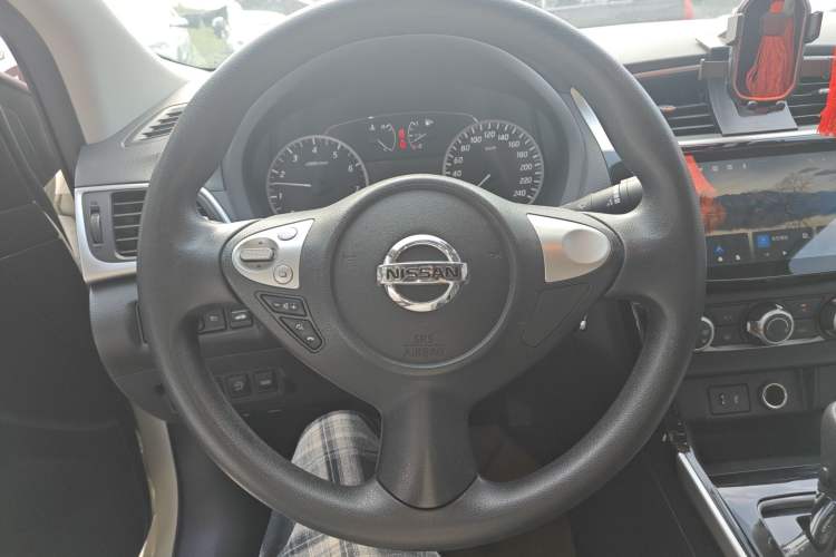 Used Nissan Sylphy 2021 Classic 1.6XL CVT Luxury Edition Steering Wheel
