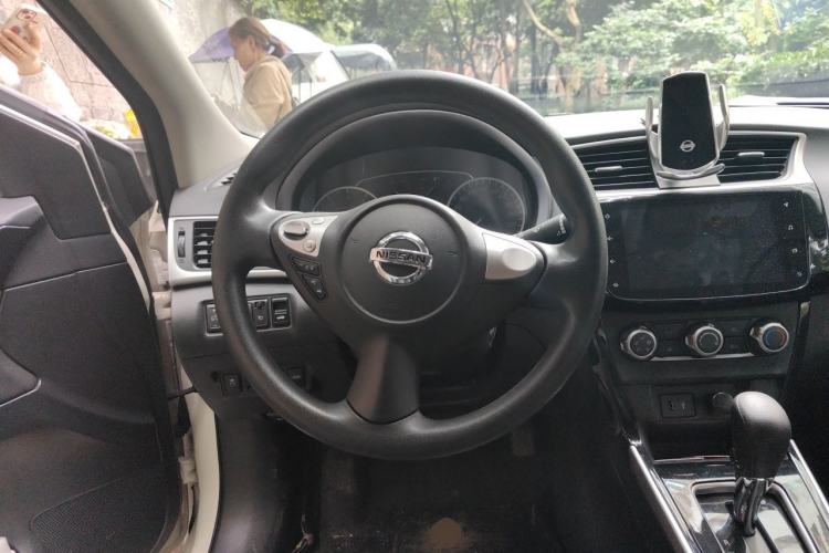 Used Nissan Sylphy 2021 Classic 1.6XL CVT Luxury Edition Steering Wheel