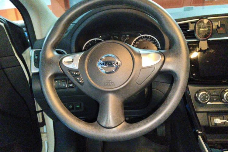 Used Nissan Sylphy 2021 Classic 1.6XL CVT Luxury Edition Steering Wheel