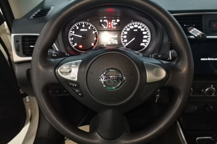 Used Nissan Sylphy 2021 Classic 1.6XL CVT Luxury Edition Steering Wheel