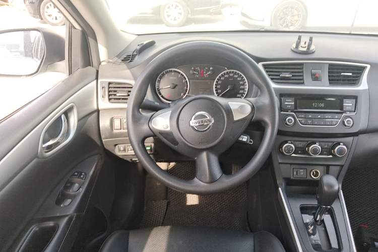 Used Nissan Sylphy 2021 Classic 1.6XE CVT Comfort Edition Steering Wheel