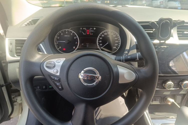 Used Nissan Sylphy 2021 Classic 1.6XL CVT Luxury Edition Steering Wheel