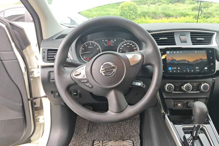 Used Nissan Sylphy 2021 Classic 1.6XL CVT Luxury Edition Steering Wheel