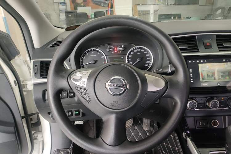 Used Nissan Sylphy 2021 Classic 1.6XL CVT Luxury Edition Steering Wheel
