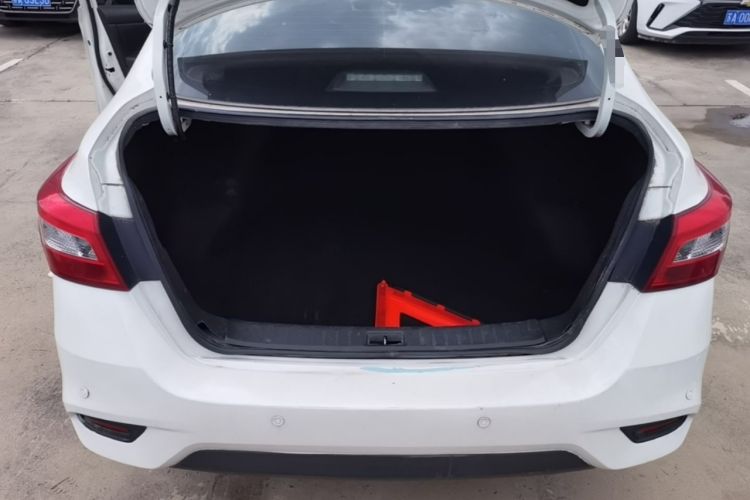 Used Nissan Sylphy 2021 Classic 1.6XE CVT Comfort Edition Trunk