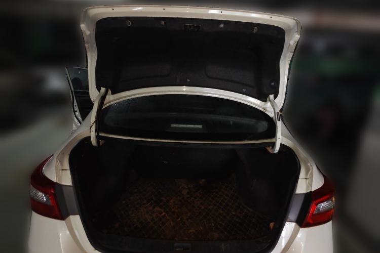 Used Nissan Sylphy 2021 Classic 1.6XE CVT Comfort Edition Trunk