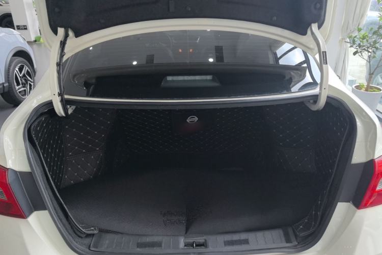 Used Nissan Sylphy 2021 Classic 1.6XE CVT Comfort Edition Trunk