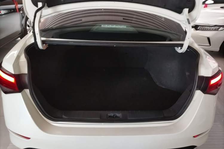Used Nissan Sylphy 2021 1.6L XL CVT Enjoyment Edition Trunk