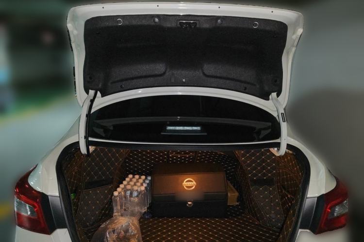 Used Nissan Sylphy 2021 Classic 1.6XL CVT Luxury Edition Trunk