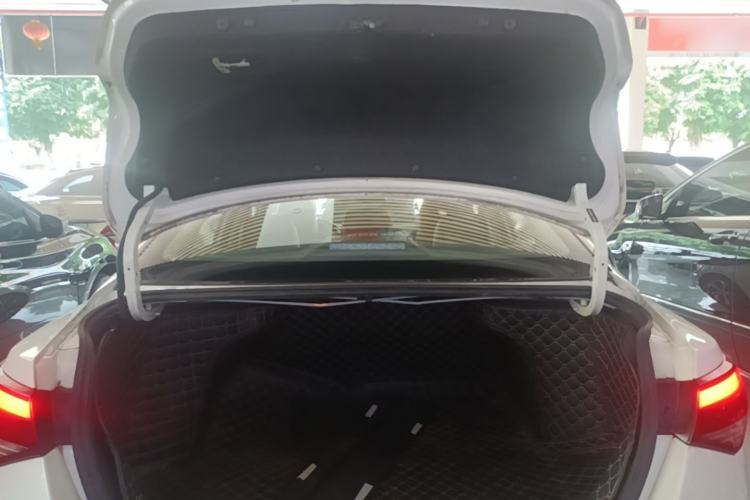 Used Nissan Sylphy 2021 1.6L XL CVT Enjoyment Edition Trunk