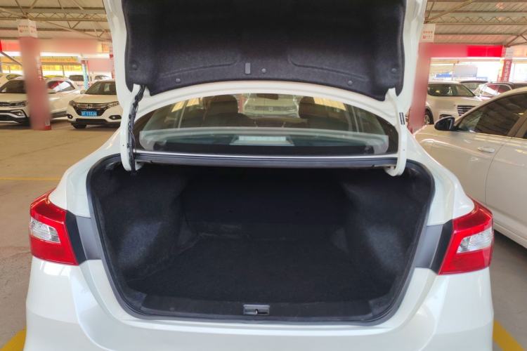 Used Nissan Sylphy 2021 Classic 1.6XE CVT Comfort Edition Trunk