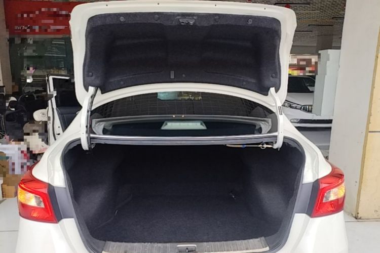 Used Nissan Sylphy 2021 Classic 1.6XL CVT Luxury Edition Trunk