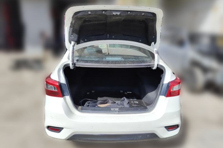 Used Nissan Sylphy 2021 Classic 1.6XE CVT Comfort Edition Trunk