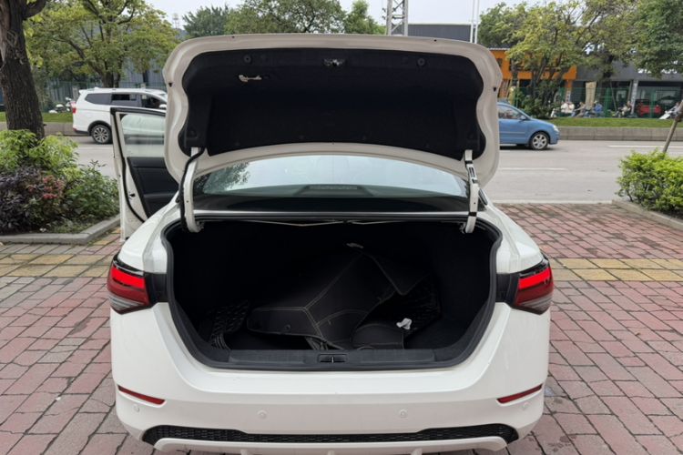 Used Nissan Sylphy 2021 1.6L XL CVT Enjoyment Edition Trunk