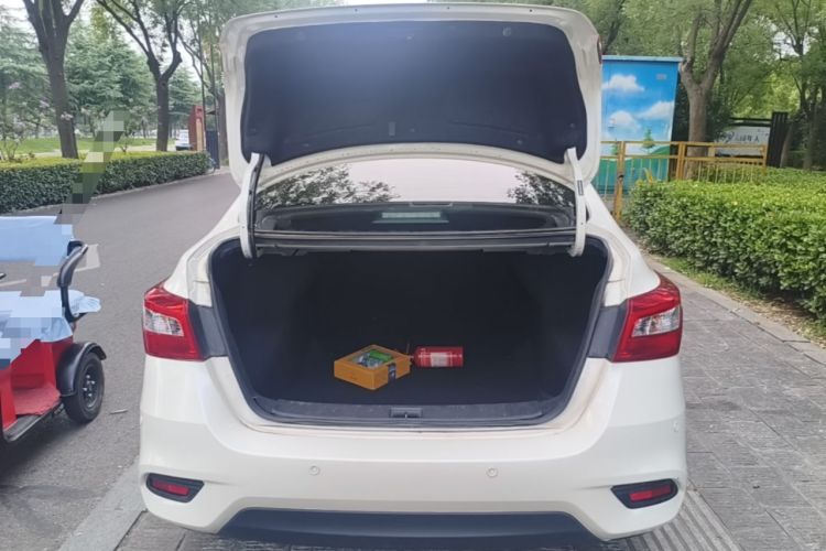 Used Nissan Sylphy 2021 Classic 1.6XE CVT Exclusive Edition Trunk