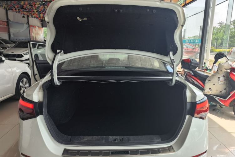Used Nissan Sylphy 2021 1.6L XL CVT Enjoyment Edition Trunk