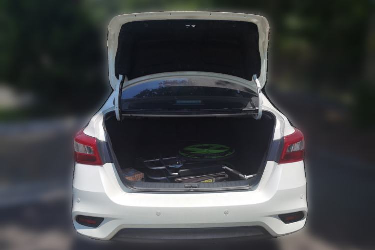 Used Nissan Sylphy 2021 Classic 1.6XL CVT Luxury Edition Trunk