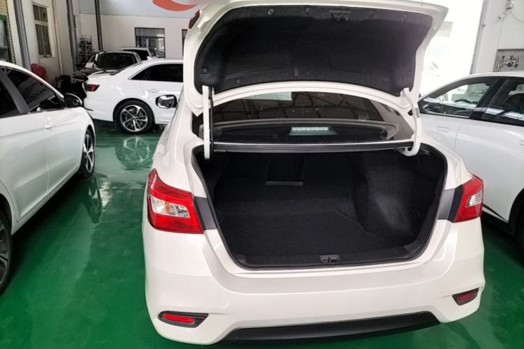 Used Nissan Sylphy 2021 Classic 1.6XL CVT Luxury Edition Trunk