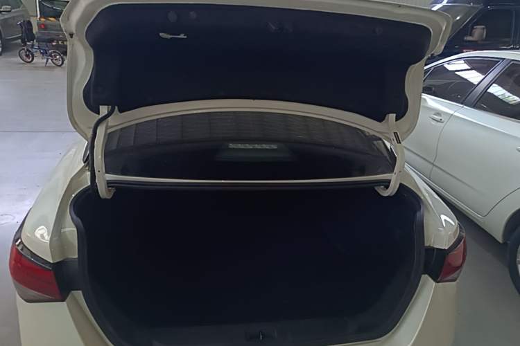 Used Nissan Sylphy 2021 1.6L XL CVT Enjoyment Edition Trunk