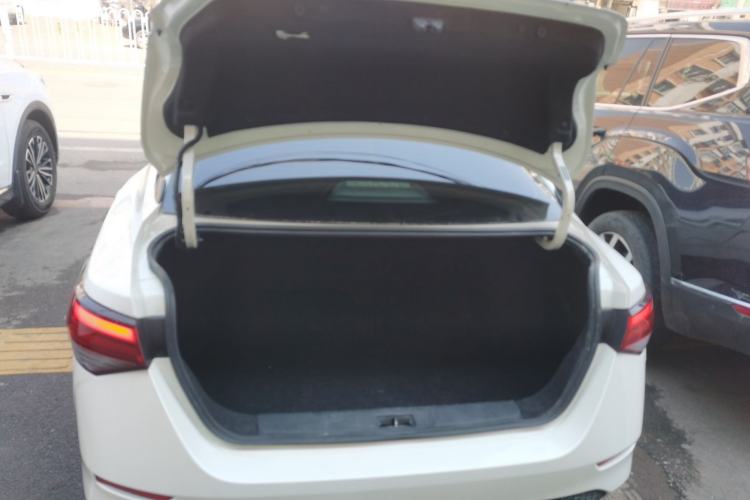 Used Nissan Sylphy 2021 1.6L XL CVT Enjoyment Edition Trunk