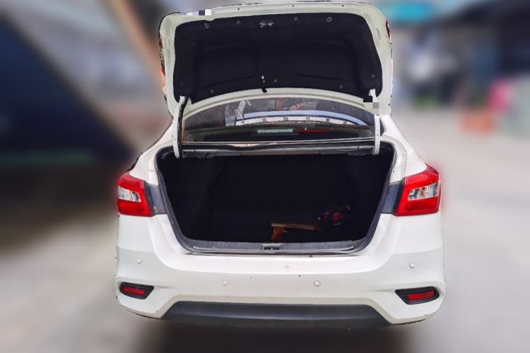 Used Nissan Sylphy 2021 Classic 1.6XE CVT Comfort Edition Trunk