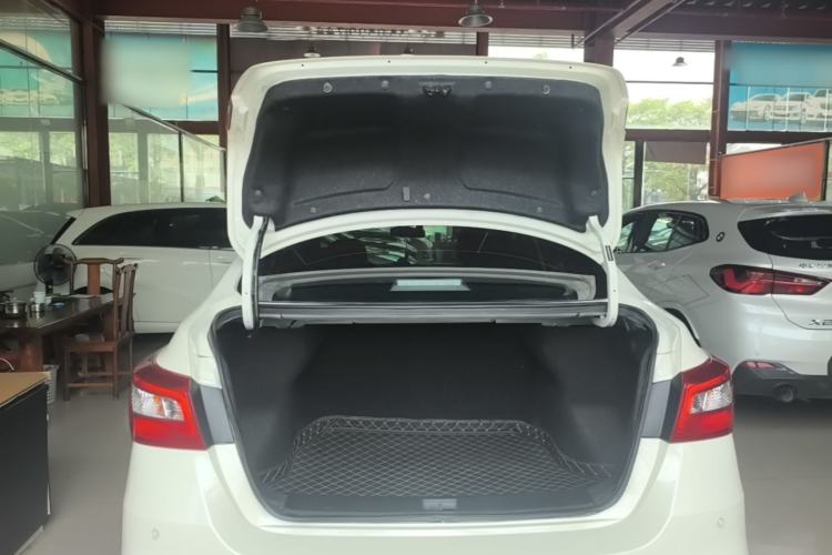 Used Nissan Sylphy 2021 Classic 1.6XE CVT Comfort Edition Trunk