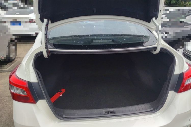 Used Nissan Sylphy 2021 Classic 1.6XE CVT Comfort Edition Trunk