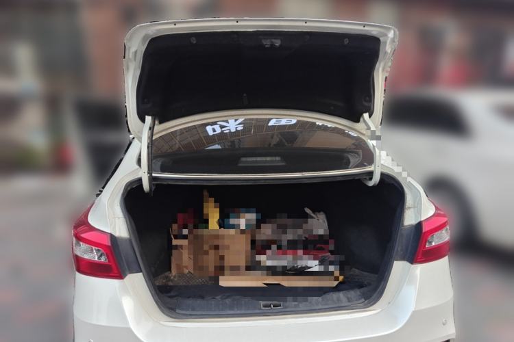 Used Nissan Sylphy 2021 Classic 1.6XE CVT Comfort Edition Trunk